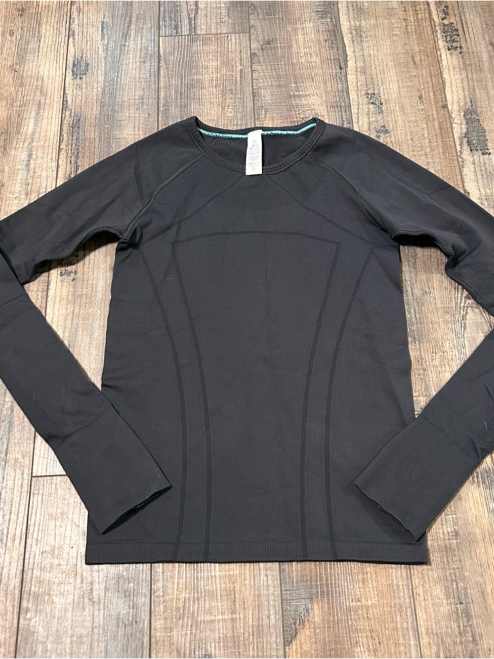 Ivivva by Lululemon‎ Swiftly Tech Long Sleeve Shirt Girls Size 10 Black Active